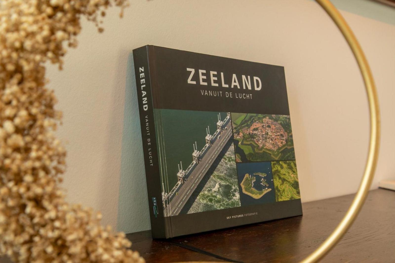 Vakantiehuis 'Boerderij Molenhof' - Stationsweg 5 | Heinkenszand 外观 照片