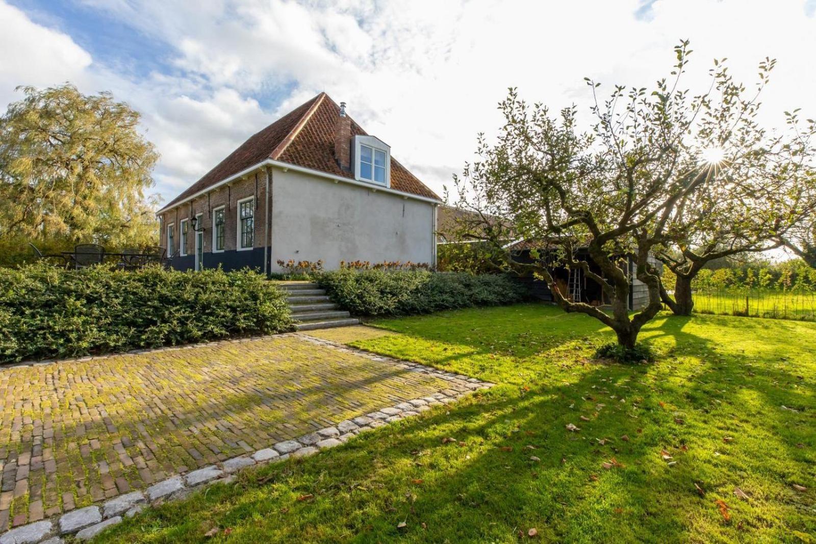 Vakantiehuis 'Boerderij Molenhof' - Stationsweg 5 | Heinkenszand 外观 照片